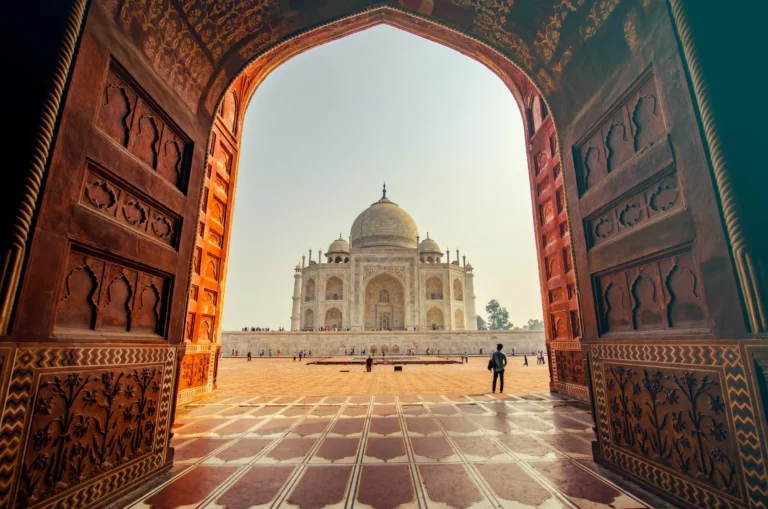 india-taj-mahal-ghardy-tours-1
